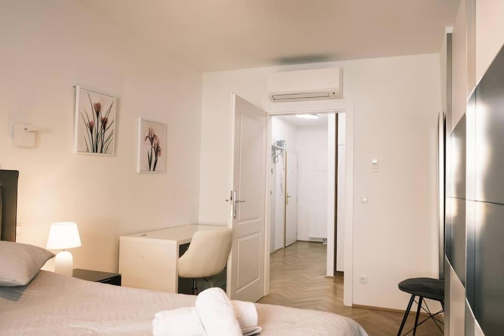 Pink Prater Apartment Vienna Exterior photo